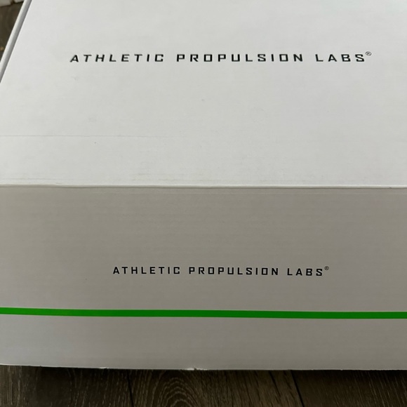 APL Tech Loom Breeze Running Shoe - Picture 3 of 5